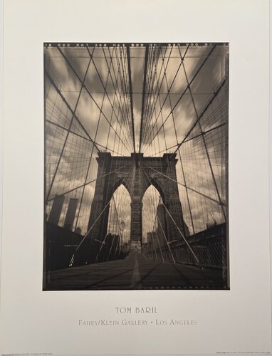 Brooklyn Bridge, Very Rare High Quality Black and White Photography Poster with varnish from the Fahey/Klein Gallery, FREE DOMESTIC SHIPPING di Tom Baril, Stampa in vendita su Singulart