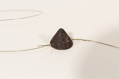 Nipple (Brustwarze) di Joseph Beuys, Scultura in vendita su Singulart