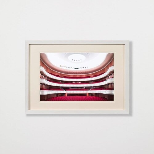 Deutsche Oper am Rhein Düsseldorf 2012/2015 de Candida Höfer, Impresión a la venta en Singulart