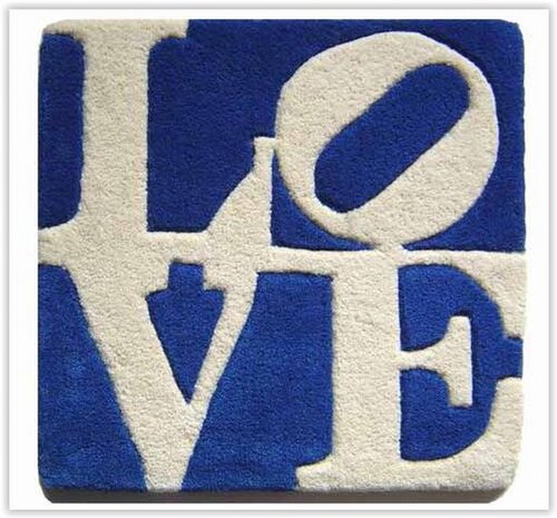 04 LOVE van Robert Indiana, Textiel te koop op Singulart