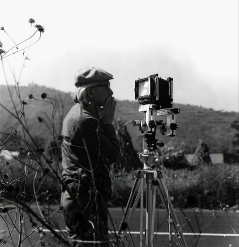 Manuel Álvarez Bravo en el campo, México Graciela Iturbide