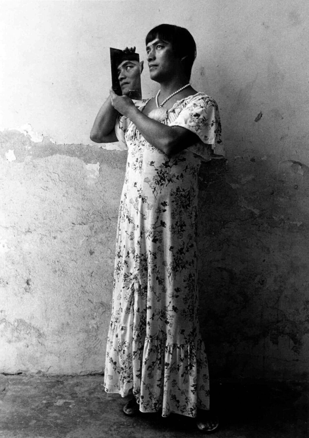 Magnolia I Juchitán, México Graciela Iturbide Fotografie zu verkaufen