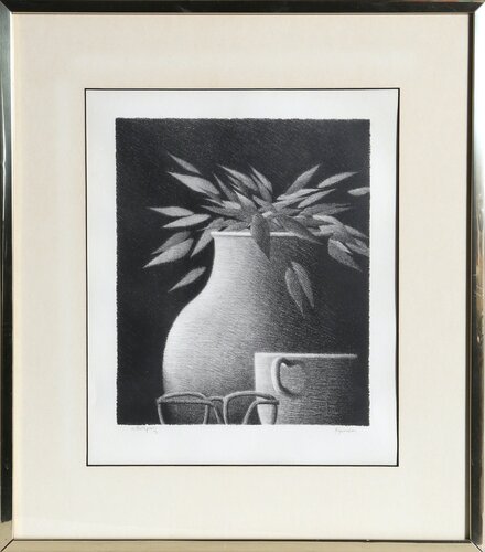 Tall Vase di Robert Kipniss, Stampa in vendita su Singulart