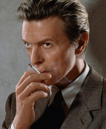 David Bowie, Smoking par Markus Klinko, Photographie en vente sur Singulart