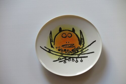 Porcelana di Albisola - 7.75" (19.35cm.) plate van Wifredo Lam, Beeldhouwwerk te koop op Singulart