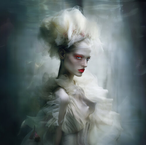 White Gaze Corinna Holthusen