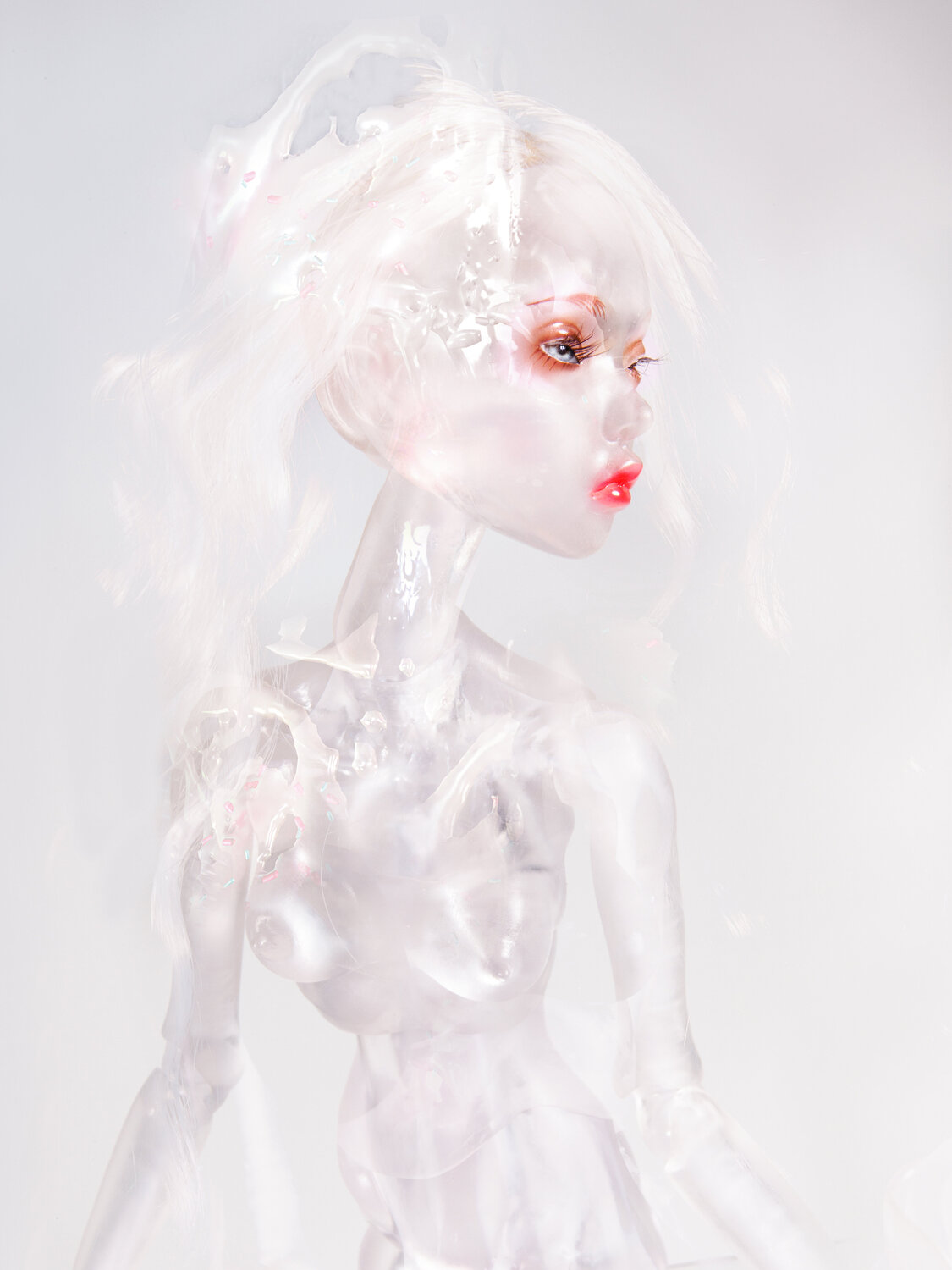 Livin Doll white 3 Corinna Holthusen
