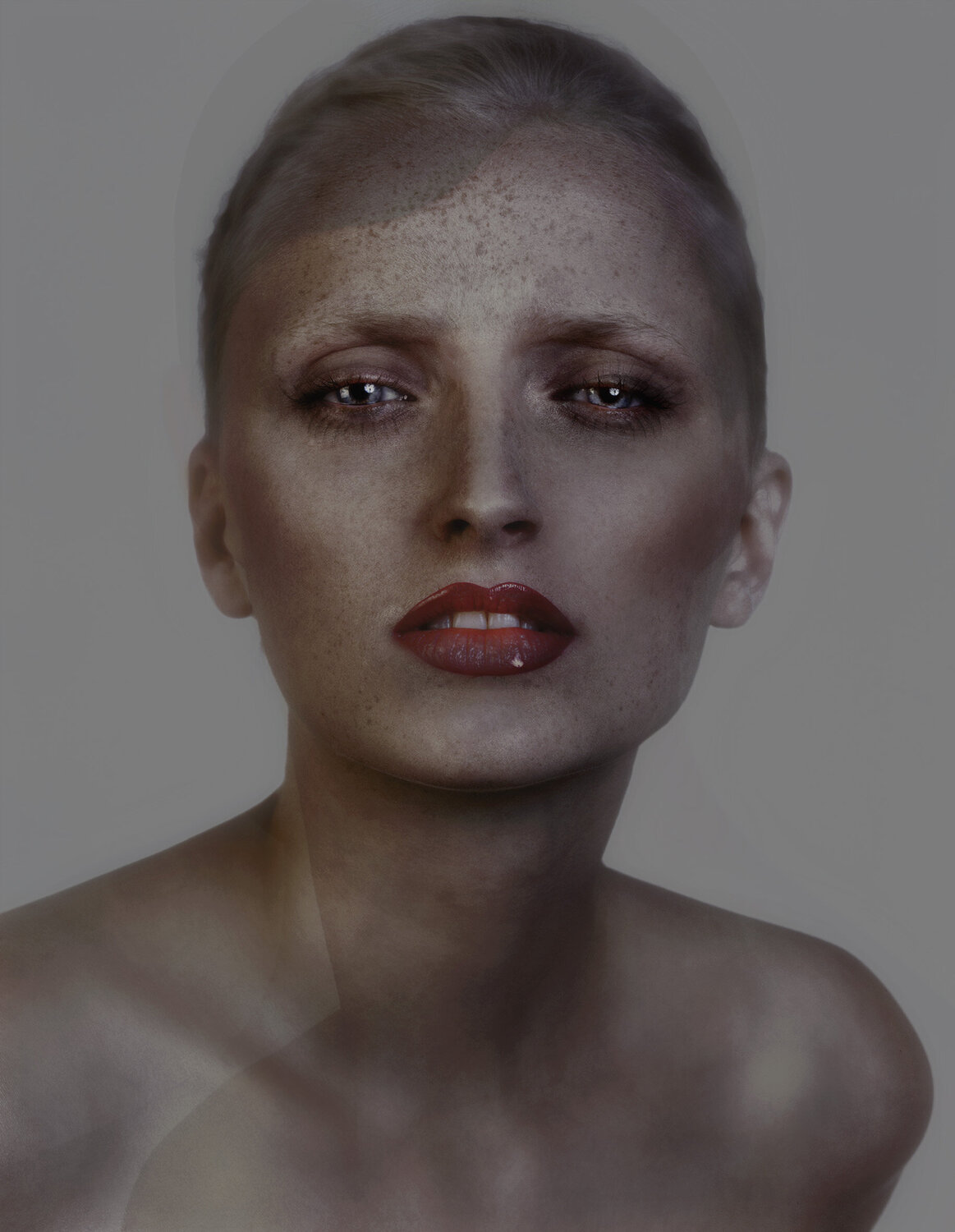 Grey  Portrait 1 Corinna Holthusen