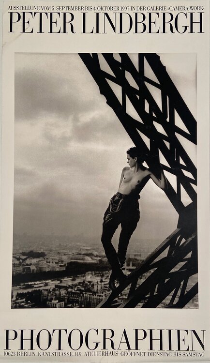 In der Gallerie Camera Work, Photographien, , 10623 Berlin Kantsrasse Vintage Photography Musuem Poster Peter Lindbergh