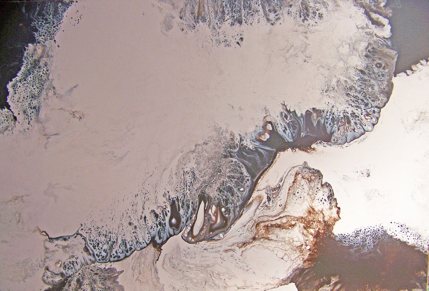 The Earth's Gentle Flow (H) Jo Moore