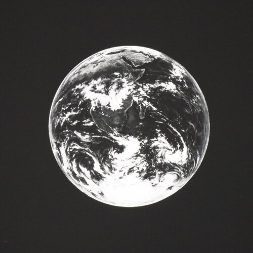 Earth par Robert Longo, Édition en vente sur Singulart