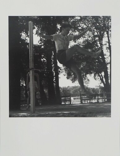 Saut en hauteur by Dora Maar, 版画 for Sale on Singulart
