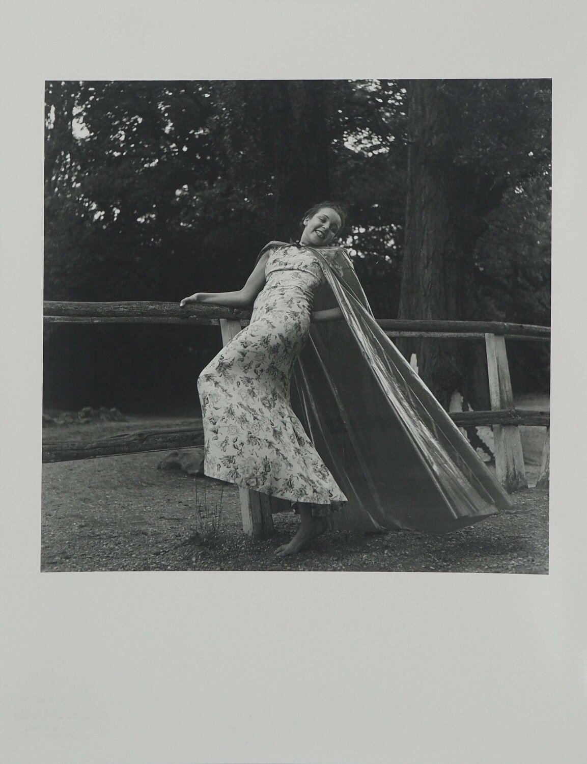Motif fleuri, Photographie originale Dora Maar Print for sale