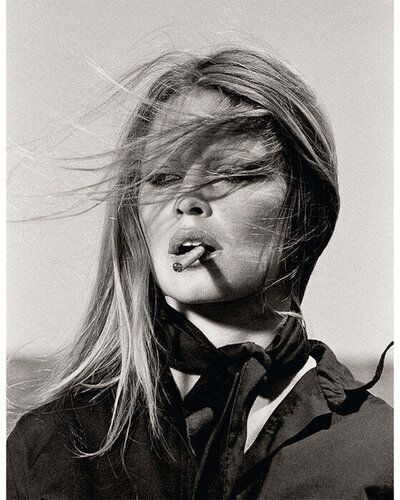 Brigitte Bardot (108 x 72 inch) van Terry O'Neill, Fotografie te koop op Singulart