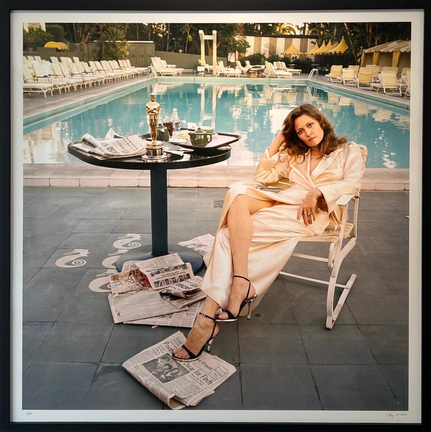 Faye Dunaway (60x60 in) Terry O'Neill Fotografie zu verkaufen