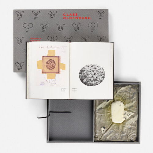 The Soap at Baton Rouge von Claes Oldenburg, Druck kaufen auf Singulart