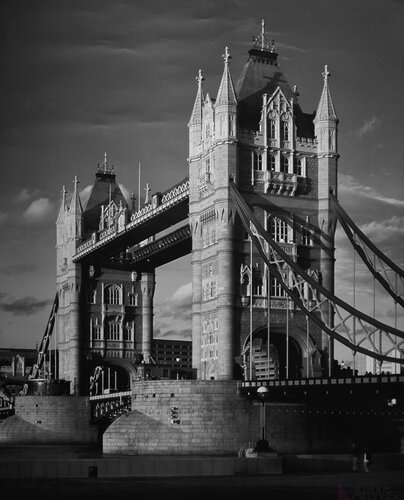 London Bridge, London by Karl Otto Götz, Print for Sale on Singulart