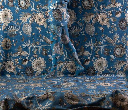 Walking in my Galaxy Blue van Cecilia Paredes, Fotografie te koop op Singulart