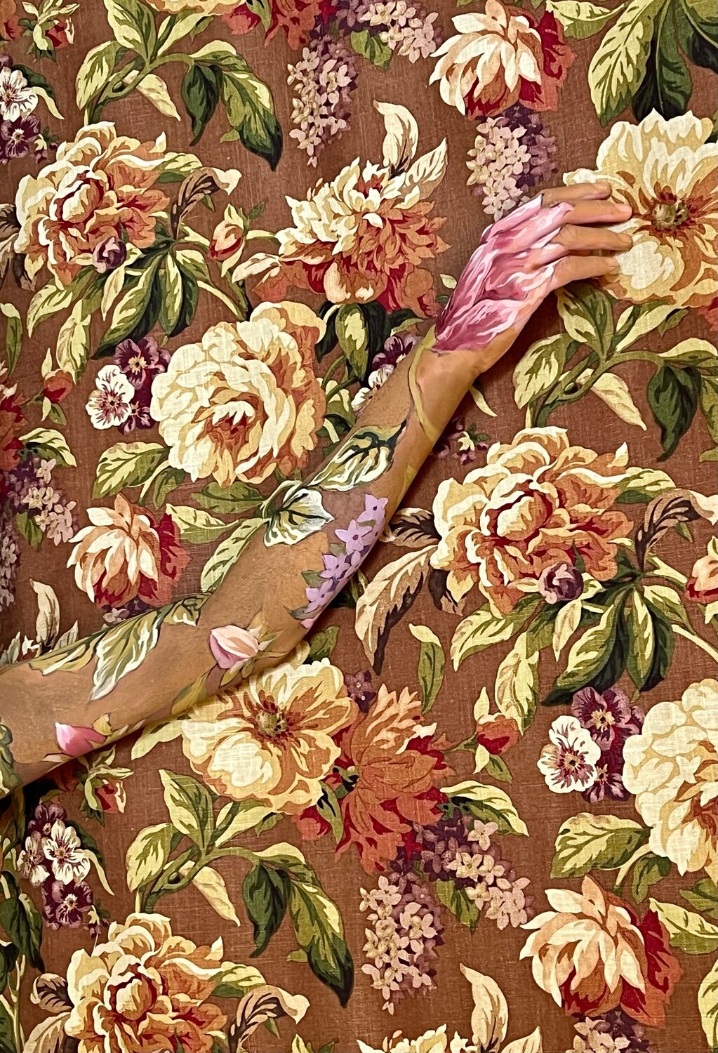 Rose Garden Hand Cecilia Paredes