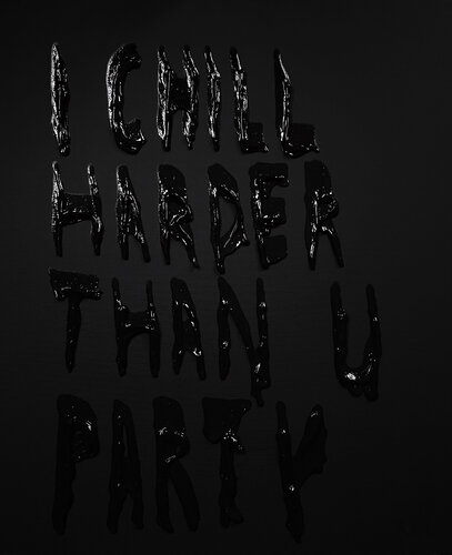 I CHILL HARDER THAN U PARTY par Kamile Lukrecija Lukosiute, Peinture en vente sur Singulart