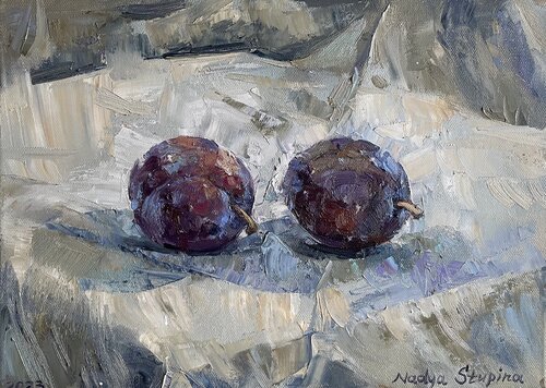Two plums di Nadezda Stupina, Pittura in vendita su Singulart