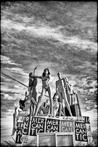 Nude Market van Grégory Herpe, Fotografie te koop op Singulart