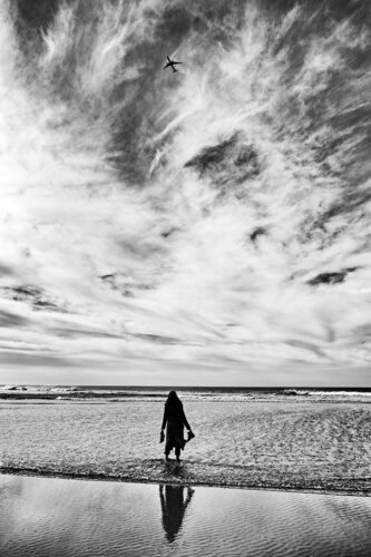 Dreaming about elsewhere... von Grégory Herpe, Fotografie kaufen auf Singulart