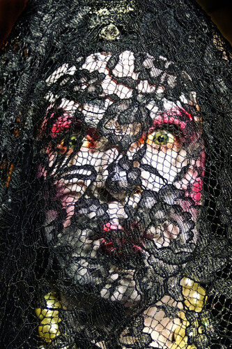 The Good Time Nun di Grégory Herpe, Fotografia in vendita su Singulart
