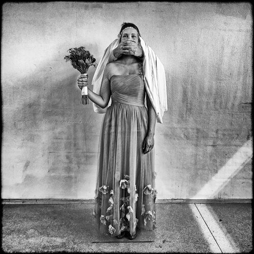 Masked Bride by Grégory Herpe, 사진 for Sale on Singulart