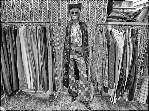 The Sexy Hippy Girl de Grégory Herpe, Fotografía a la venta en Singulart