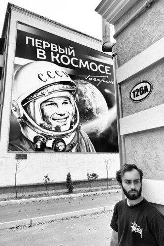 Youri Gagarine was the First von Grégory Herpe, Fotografie kaufen auf Singulart