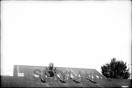 SexyLand von Grégory Herpe, Fotografie kaufen auf Singulart