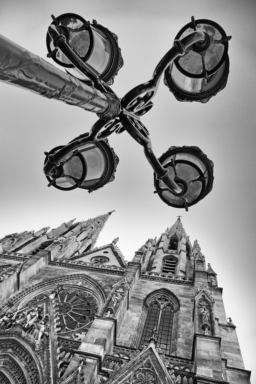 And there was light Grégory Herpe