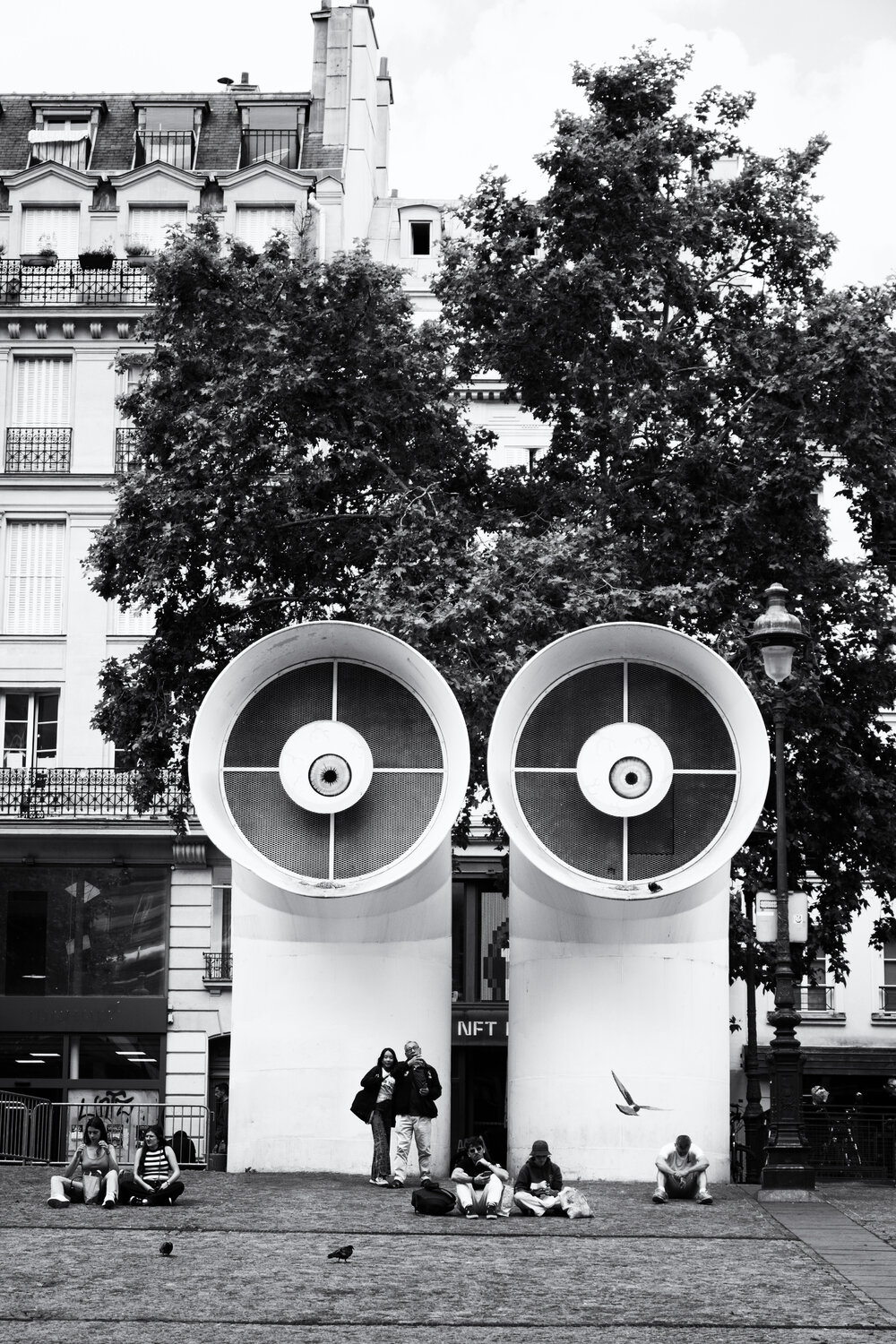 Paris, straight in the eyes Grégory Herpe