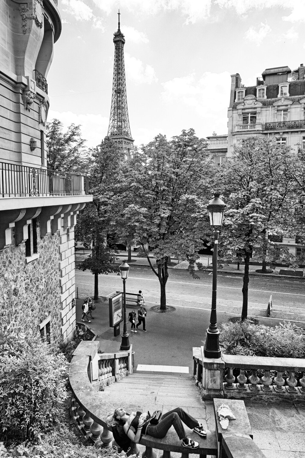 The one who sleeps in Paris Grégory Herpe