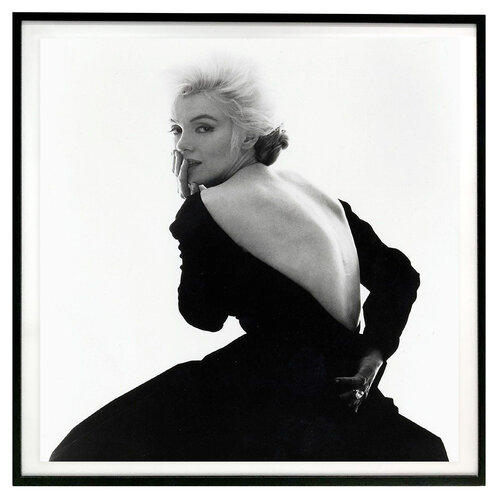 Marilyn Monroe – Dior Dress from The Last Sitting® von Bert Stern, Fotografie kaufen auf Singulart