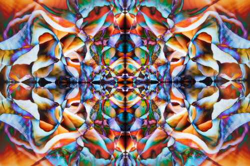 HYPNOTIC SENSORY EXPERIENCE - abstract art photography print by Inna Etuvgi von Inna Etuvgi, Fotografie kaufen auf Singulart