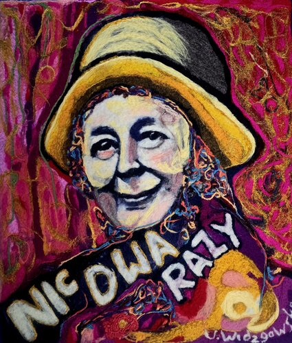 Nic dwa razy – The Art of Ephemeral Moments von Urszula Widzgowska, Textil kaufen auf Singulart