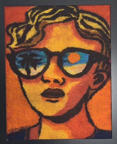 Spaziergang im Sonnenbrillenblick by Urszula Widzgowska, Textile for Sale on Singulart