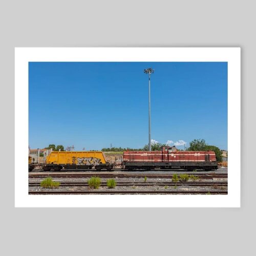 Train Station von Doze Green, Fotografie kaufen auf Singulart