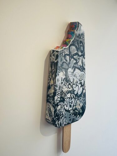 ONEMIZER et HERSK : something to suck mini de Onemizer, Pintura a la venta en Singulart