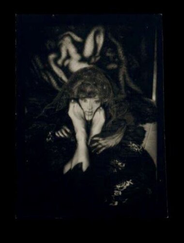Les Pieds amoureux van Pierre Molinier, Fotografie te koop op Singulart