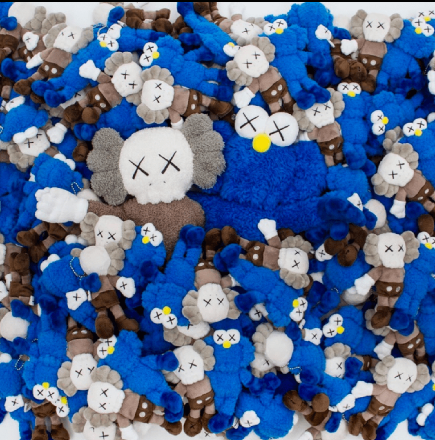 KAWS – Seeing/Watching Keychain by KAWS (2018) : Sculpture