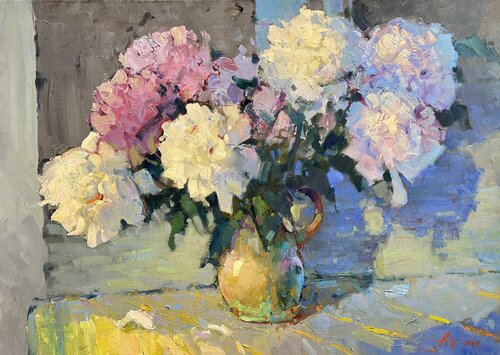 Peonies in the Evening Light van Andrei Belaichuk, Schilderij te koop op Singulart