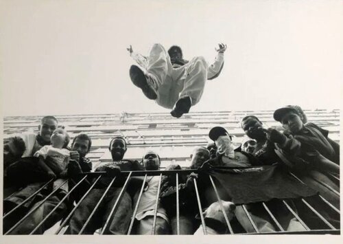 Momentum by JR, 사진 for Sale on Singulart