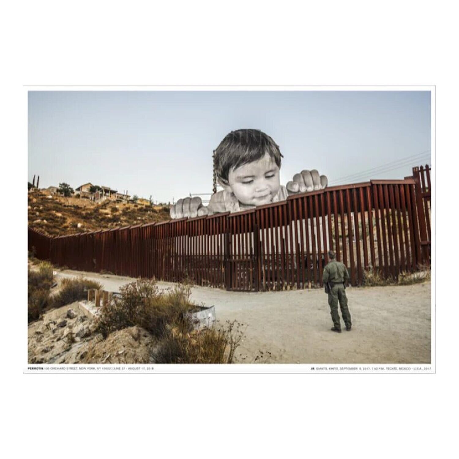 Giants, Kikito and the Border Patrol, Tecate, Mexico - USA JR Druck zu verkaufen