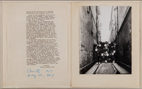 Project for a Temporary Wall of Oil Drums Rue Visconti Paris VI van Christo, Werk op papier te koop op Singulart