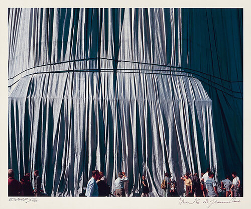 Reichstag Mappe II, Faltenwurf by Christo, Photography for Sale on Singulart