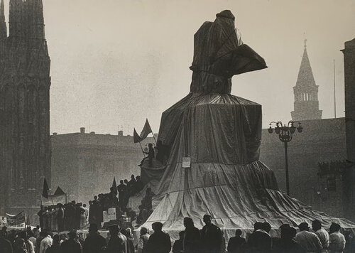 W.M.-7 by Christo, Photography for Sale on Singulart