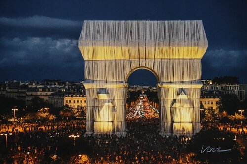 L'Arc de Triomphe, Wrapped, by Night by Christo, Print for Sale on Singulart